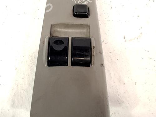 Used Left front window switch Left front window switch MITSUBISHI SPACE RUNNER MPV (N1_W, N2_W) 1.8 (N11W) (116 hp) 34182413 34182413