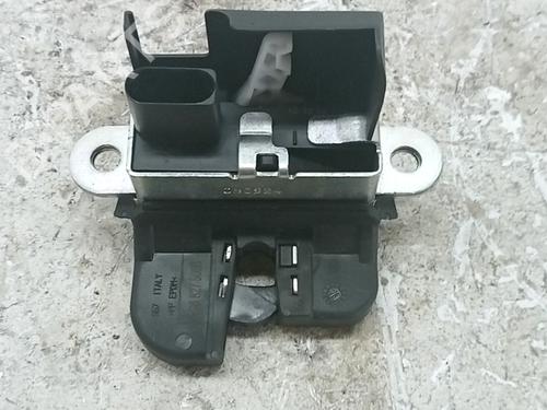 tailgate-lock-vw-golf-vii-5g1-bq1-be1-be2-2012-2013-2014-2015-2016-2017-2018-2019-2020-2021-37590316 main image