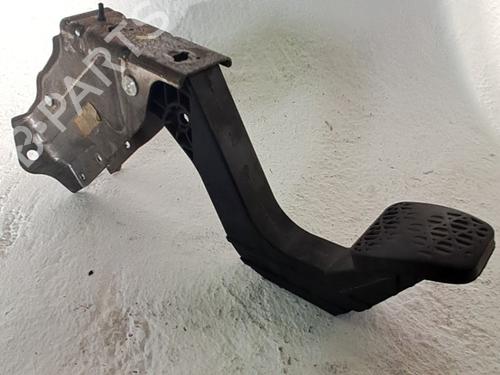 Used Clutch pedal Clutch pedal MERCEDES-BENZ SPRINTER 3-t Van (B906) 211 CDI (906.611, 906.613) (109 hp) 33764960 33764960