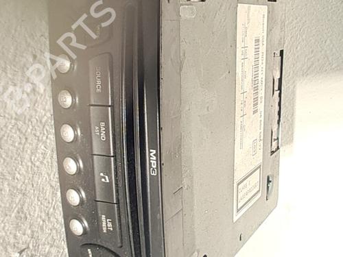 Used Radio Radio PEUGEOT 5008 (0U_, 0E_) 1.6 HDi (112 hp) 33766559 33766559