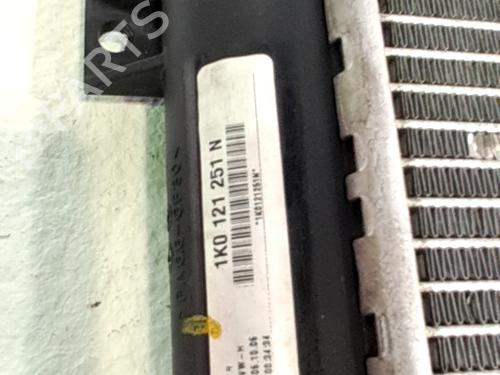 Used Water radiator SEAT LEON (1P1) 2.0 TDI 16V (140 hp) 29852255