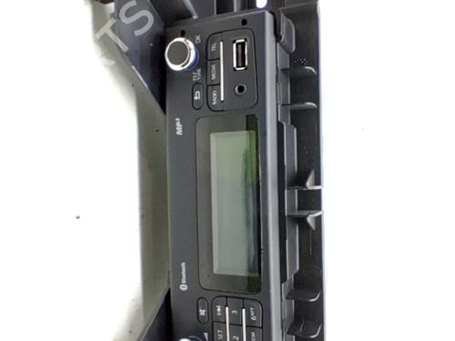 Used Radio RENAULT KANGOO / GRAND KANGOO II (KW0/1_) 1.5 dCi 90 (KW18) (91 hp) 32336140