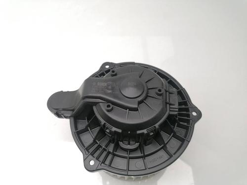 Used Heater blower motor KIA CARENS IV 1.7 CRDi (116 hp) 23939969