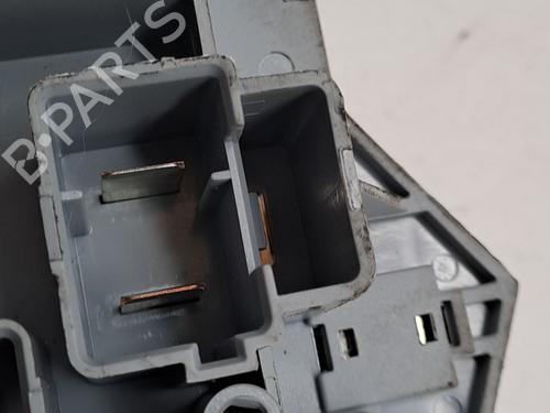 Fuse box FIAT CROMA (194_) 1.9 D Multijet (194AXC1B, 194AXC12) | BP23375356E1 