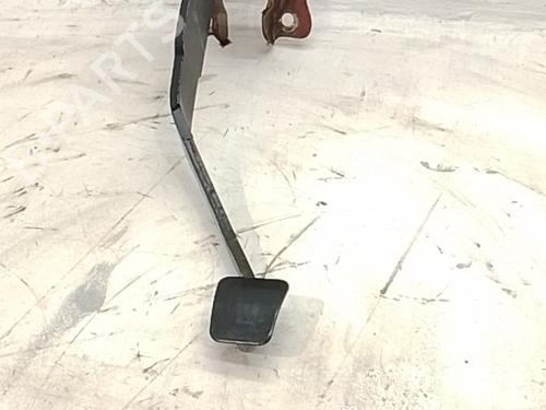 Used Break pedal Break pedal 38418653 38418653