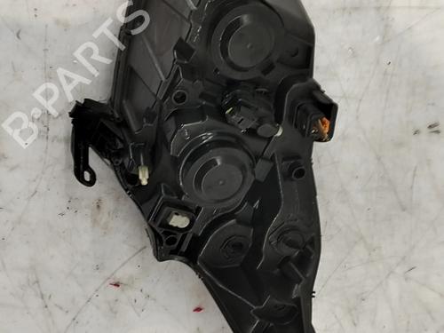 Right headlight PEUGEOT 208 Hatchback Van (CR_) 1.2 VTI 82 / PureTech 82 (CRHMZ6, CRHMRP) | BP32014354C29