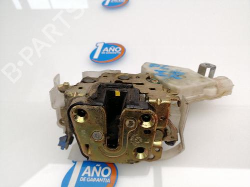 Used Front left lock NISSAN X-TRAIL I (T30) 2.2 Di 4x4 (114 hp) 23649683