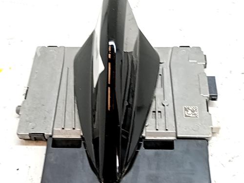 Antena/Base Antena/Base DS DS 7 (J4_, JC_) E-TENSE 225 (J4DGZU) (224 hp) 33764527 33764527