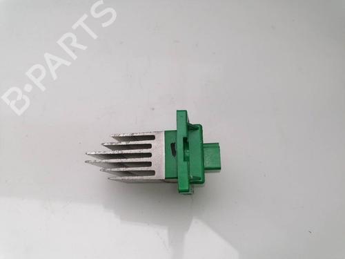Used Heater resistor HYUNDAI ix35 (LM, EL, ELH) 2.0 CRDi 4WD (136 hp) 23421054