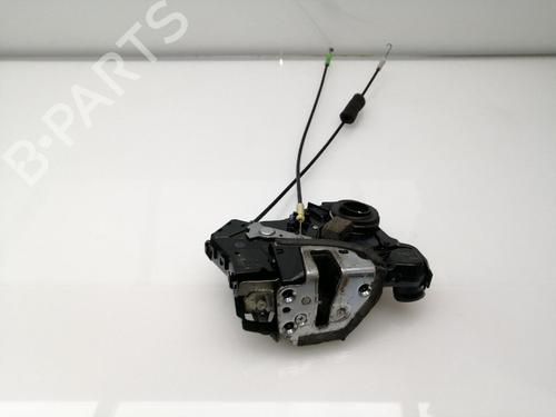 Used Front right lock SUZUKI GRAND VITARA II (JT, TE, TD) 1.9 DDiS All-wheel Drive (JT419, TD44, JB419WD, JB419XD,... (129 hp) 23384316