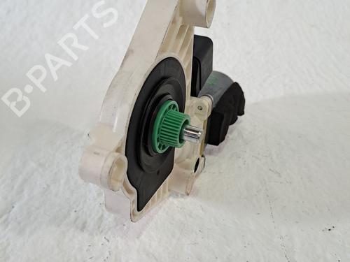 Used Left rear window motor MERCEDES-BENZ CLA Shooting Brake (X117) CLA 220 CDI / d 4-matic (117.905) (177 hp) 27175252