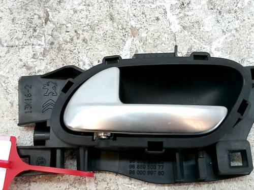 Used Front left interior door handle Front left interior door handle 37289071 37289071