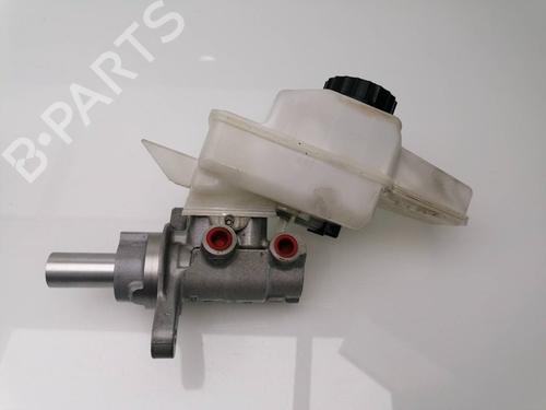 Used Brake master cylinder TOYOTA YARIS (_P21_, _PA1_, _PH1_) 1.5 (MXPA11) (125 hp) 23938705