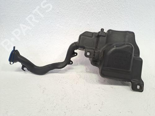 Used Windscreen washer tank MERCEDES-BENZ CLA Shooting Brake (X117) CLA 220 CDI / d 4-matic (117.905) (177 hp) 27098909