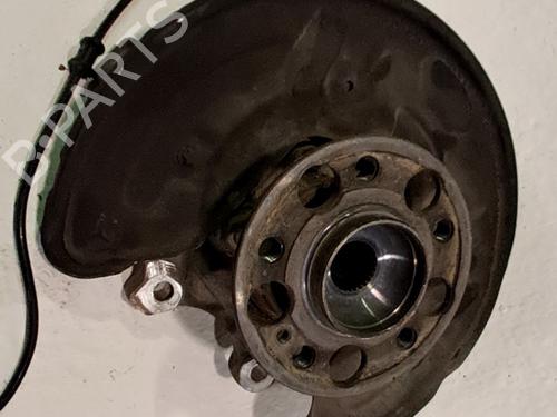 Used Right rear steering knuckle Right rear steering knuckle MERCEDES-BENZ C-CLASS T-Model (S205) C 220 BlueTEC / d (205.204) (170 hp) 33767795 33767795