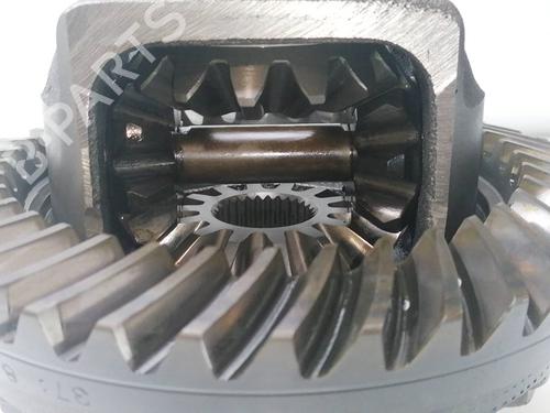 Used Front differential NISSAN SERENA (C23) 2.3 D (75 hp) 23941016