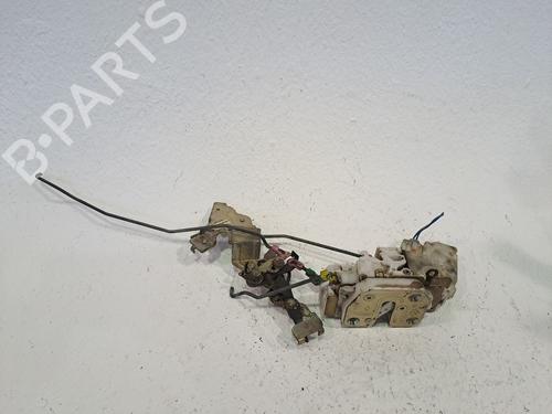 Used Rear right lock NISSAN PICK UP (D22) 2.5 TD 4WD (103 hp) 24108529