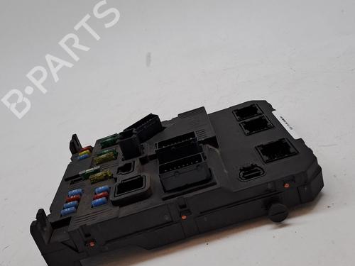 Fuse box PEUGEOT 407 (6D_) 1.6 HDi 110 (6D9HZC, 6D9HYC) | BP24883897E1