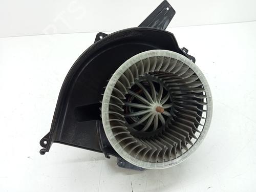 Used Heater blower motor SEAT IBIZA IV (6J5, 6P1) 1.2 TSI (86 hp) 29179629