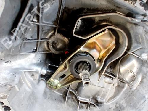 Skrzynia biegów AUDI 80 B4 Saloon (8C2) 2.0 E | BP30771918M3