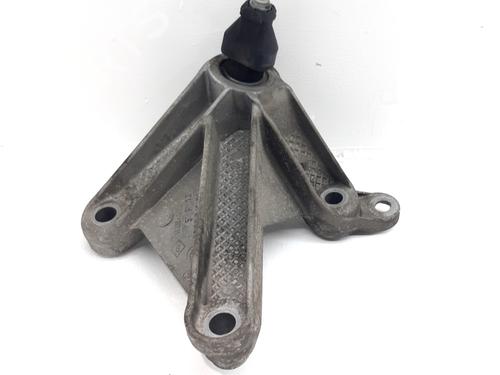 Used Gearbox mount RENAULT MEGANE II Saloon (LM0/1_) 1.6 (113 hp) 32281539