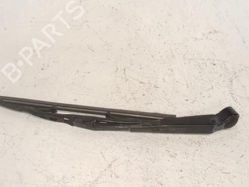 Used Rear windshield wiper arm Rear windshield wiper arm 37224127 37224127