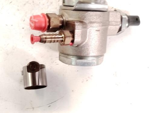 Used Injection pump Injection pump SEAT IBIZA IV (6J5, 6P1) 1.2 TSI (105 hp) 33762984 33762984