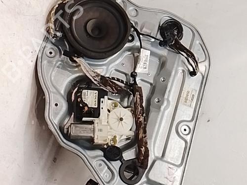 Rudehejsemekanisme Højre bagtil Rudehejsemekanisme Højre bagtil VOLVO V50 (545) 2.0 D (136 hp) 36318519 36318519