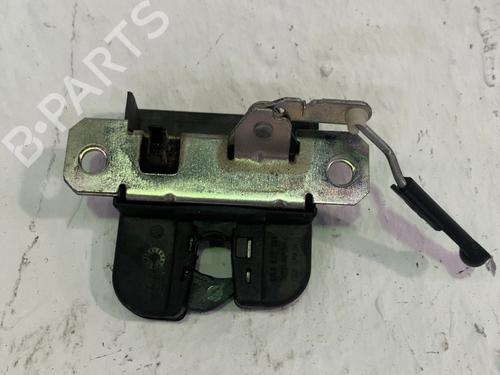 Bagklap lås Bagklap lås VW POLO IV (9N_, 9A_) 1.4 TDI (70 hp) 33768211 33768211