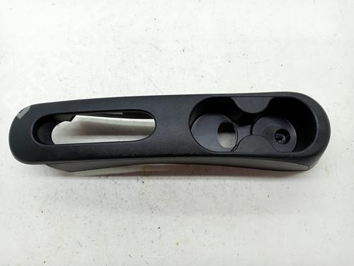 Used Armrest / Center console FIAT 500 (312_) 1.2 LPG (312AXA1A) (69 hp) 23349570