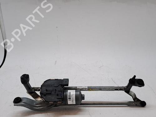 Used Front wiper motor VW GOLF VII (5G1, BQ1, BE1, BE2) 2.0 TDI (150 hp) 25613233