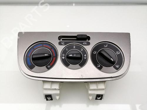 Used Climate control FIAT QUBO (225_) 1.3 D Multijet (225CXB1A, 225AXB1A, 225CXB11, 225AXB11,... (75 hp) 23405040