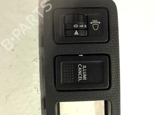 Used Switch Switch SUZUKI SWIFT III (MZ, EZ) 1.3 (RS413, ZC11S) (92 hp) 33767621 33767621