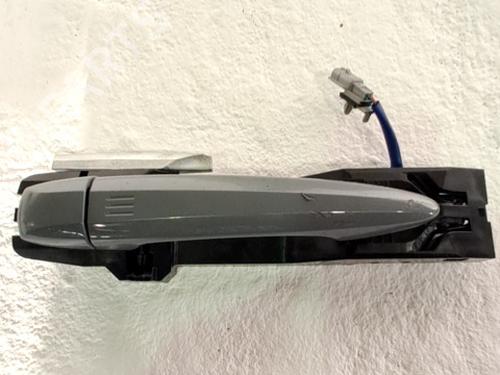 Used Front right exterior door handle Front right exterior door handle 37449540 37449540