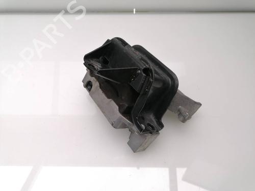 Used Engine mount MITSUBISHI ASX (GA_W_) 1.8 DI-D (GA6W) (116 hp) 23937529