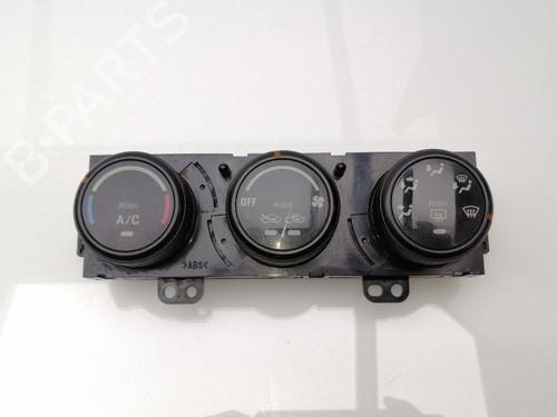 Used Climate control SUZUKI GRAND VITARA I (FT, HT) 2.0 HDI 110 16V 4x4 (SQ420D, TD83V) (109 hp) 23936380