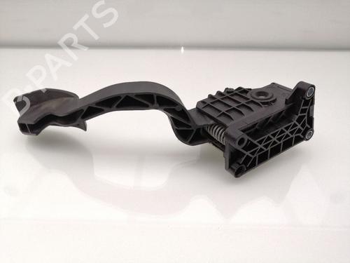Used Pedal FIAT GRANDE PUNTO (199_) 1.3 D Multijet (75 hp) 24925692