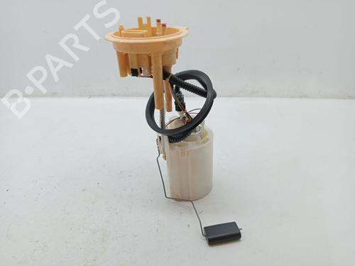 Used Fuel pump VW TIGUAN (5N_) 2.0 TDI (140 hp) 23357813