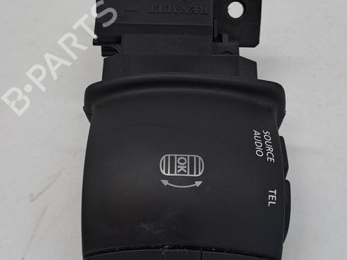 Used Switch RENAULT MEGANE III Hatchback (BZ0/1_, B3_) 1.2 TCe (BZ2B, BZ11) (116 hp) 26950409