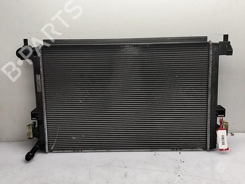 Used Water radiator Water radiator VW GOLF VII (5G1, BQ1, BE1, BE2) e-Golf (136 hp) 35752919 35752919