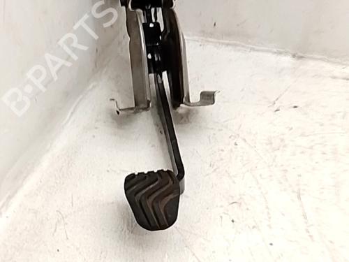 Used Clutch pedal Clutch pedal DACIA JOGGER (RK_) 1.0 TCe 110 (RKMD) (110 hp) 34210130 34210130