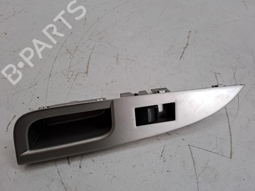 Used Left rear window switch TOYOTA URBAN CRUISER (_P1_) 1.4 D-4D (NLP110_, NLP110R) (90 hp) 23974164