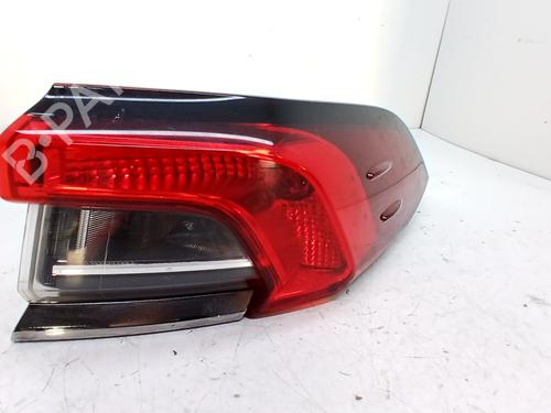 Used Right taillight Right taillight TOYOTA COROLLA Estate (_E21_) 1.8 Hybrid (ZWE211W) (122 hp) 33765796 33765796
