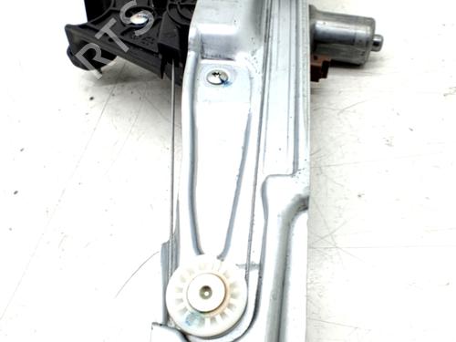 Rudehejsemekanisme venstre bagtil DACIA SANDERO III 1.0 TCe 90 (91 hp) 32080205