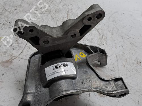 Used Engine mount CITROËN C4 II (NC_) 1.2 THP 130 (NCHNYM, NCHNYT) (130 hp) 23378724