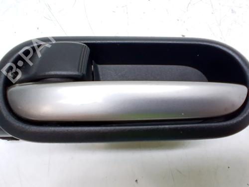 Used Rear left interior door handle Rear left interior door handle MAZDA 6 Hatchback (GH) 2.0 MZR-CD (GH14) (140 hp) 33765177 33765177
