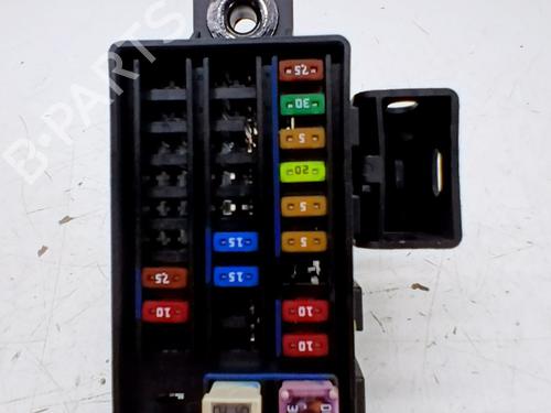 Used Fuse box Fuse box 38168480 38168480