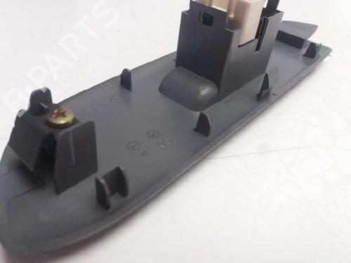 Right front window switch TOYOTA RAV 4 II (_A2_) 2.0 D 4WD (CLA20_, CLA21_, CLA20R, CLA21R) | BP23380761I26 