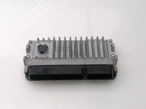 Used Engine control unit (ECU) TOYOTA YARIS (_P13_) 1.5 Hybrid (NHP130_, NHP130) (101 hp) 23383387