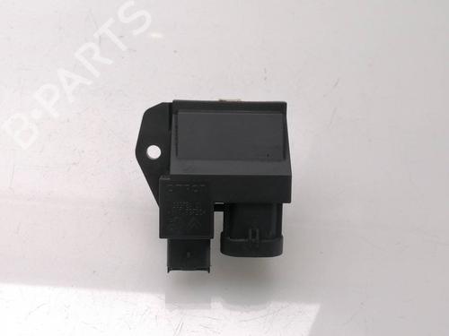 Used Heater resistor CITROËN C3 II (SC_) 1.4 HDi 70 (SC8HZC, SC8HR0, SC8HP4) (68 hp) 23421272
